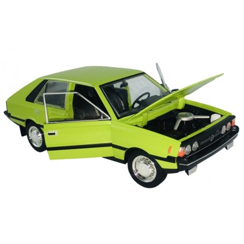 Samochód Dromader 1:24 Polonez FSO (24124)