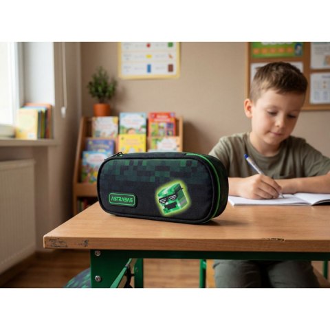 Piórnik Astrabag Pixel Hero Astra (503026039)